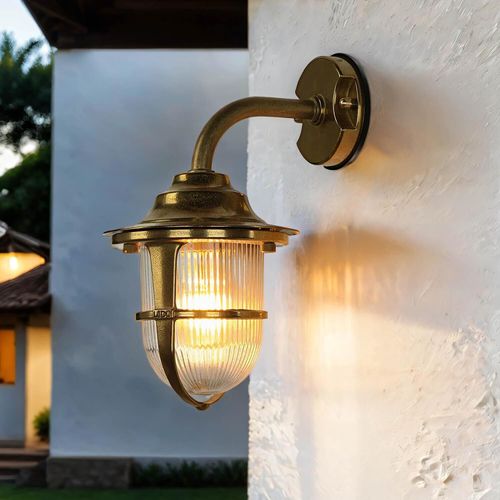Außenwandleuchte aus Messing Riffelglas maritim rostfrei IP64 Premium Außenlampe Hoflampe Antik