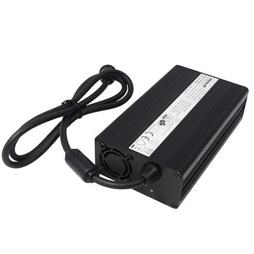 Ladegerät BMZ Li-Ion 42V 5A Stecker Rosenberger