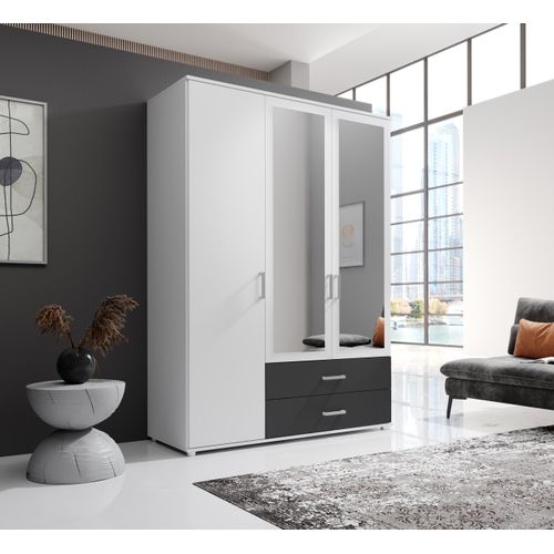 Kleiderschrank 
