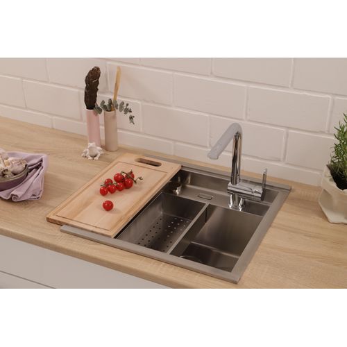 Edelstahl Einbauspüle Workstation Küchenspüle Spüle 52x50 cm California Respekta