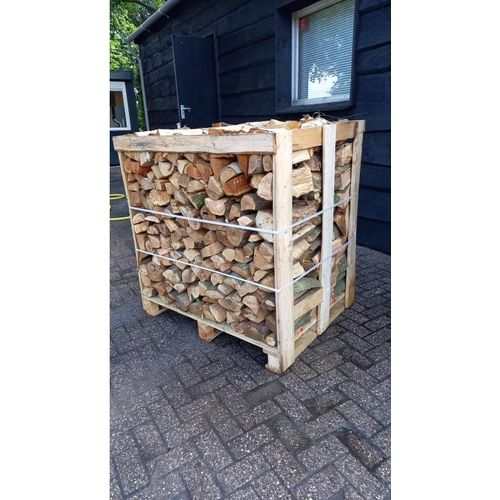 Brennholz, Mix aus Birke und Erle | 3 halbe Paletten von 1,0 RM