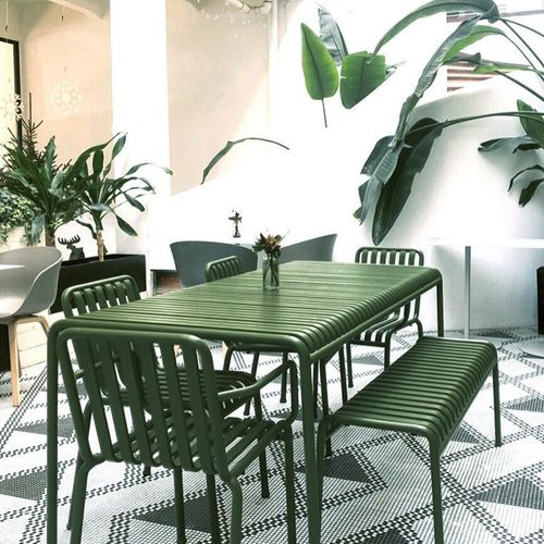 Outdoor Essgruppe Tisch und Stuhlkombination Set aus Eisen garten Tisch und Stuhlset für den Außenbereich Dunkelgrün 140CM