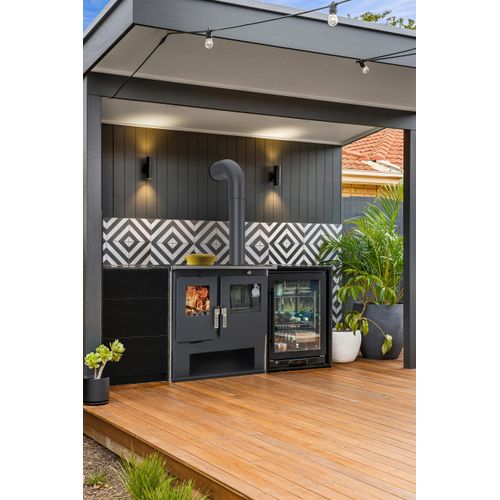 Holzofen CS Ceramic Schwarz, Energieeffizienz A+ 82.20%, 7.7 kW, 770 x 500 x 860 mm