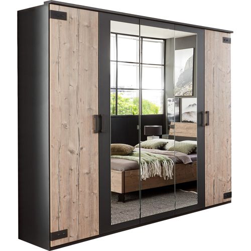 Kleiderschrank 