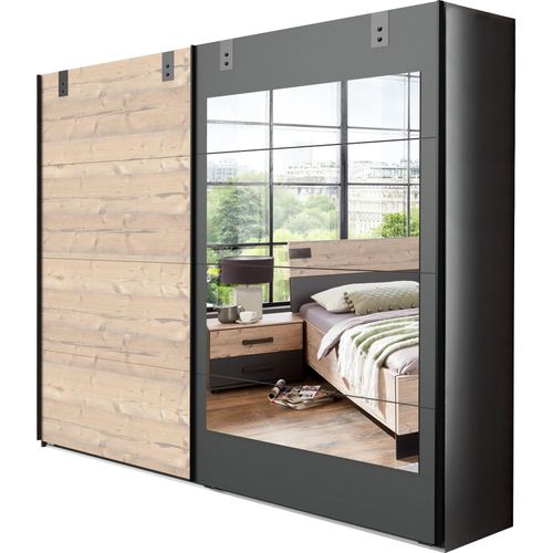 Kleiderschrank 
