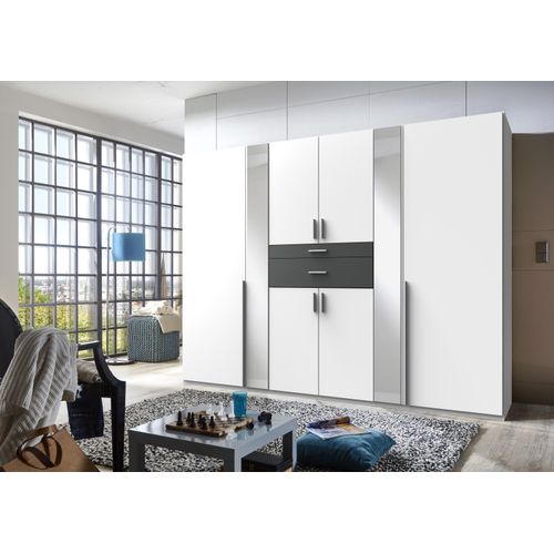 Kleiderschrank 