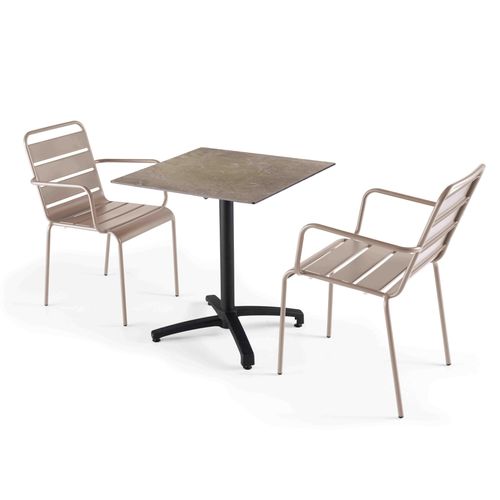 Set Gartentisch beige marmoriert und 2 Sessel taupe - Oviala Opéra