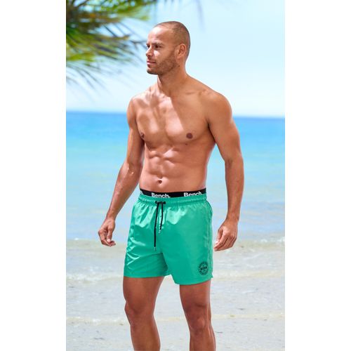 Badehose BENCH., Herren, Gr. M (50), N-Gr, grün, Recycling-Polyester, Badehosen, mit modernem Logobund