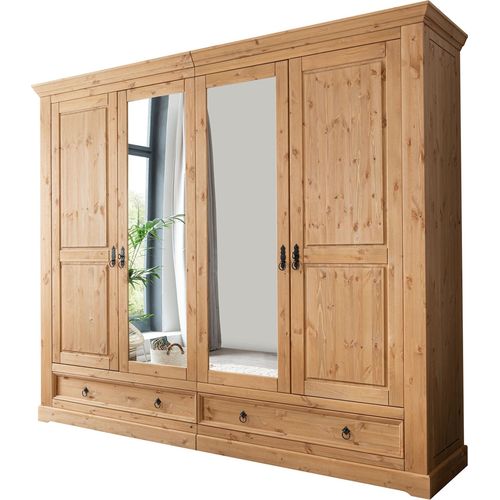 Kleiderschrank 