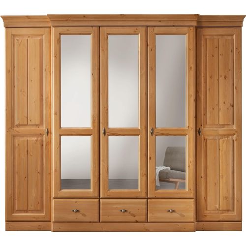 Kleiderschrank 