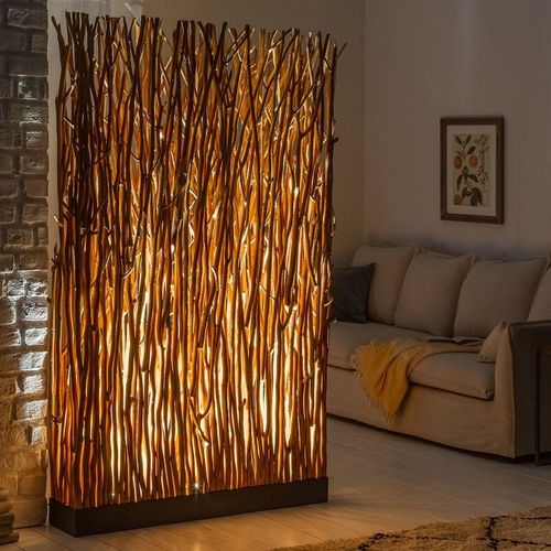 cagü: XL Design Stehlampe PALU aus Longan-Holz handgefertigt mit LED Beleuchtung 180cm Höhe x 110cm Breite
