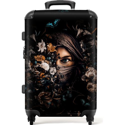 NoBoringSuitcases.com® Großer Koffer - Frau - Blumen - Schmetterling - Kopftuch - Schwarz - Kombinationsschloss TSA - Hartschalen Trolley 4 Rollen - 72 liter - Reisekoffer - 66 cmKoffer Mittelgroß 67x43x25 cm, 72L,