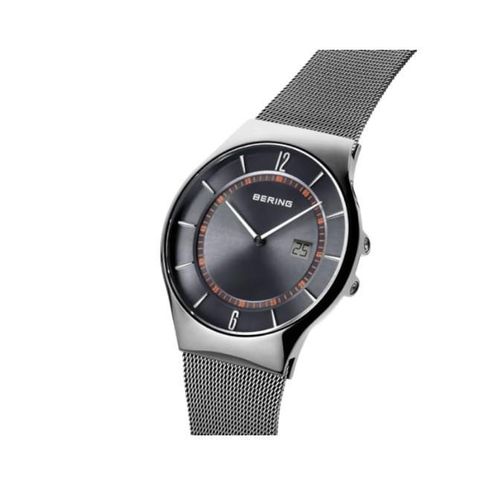 Bering Slim Radio Controlled Herren Armbanduhr Uhr in grau metallic poiert