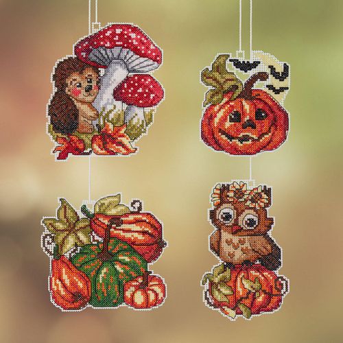 buttinette Stramin-Aufhänger "Herbstzeit", 4er-Set