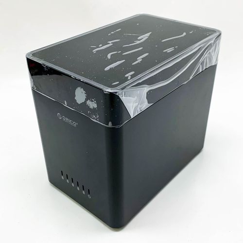 ORICO Tool-Free 5 Bay USB C 3,5 Zoll Magnetic-Type Festplattengehäuse für 3,5'' SATA HDD bis zu 5x18TB, Festplatte Dockingstation Kompatibel mit Windows/Mac OS/Linux (DS500C3)