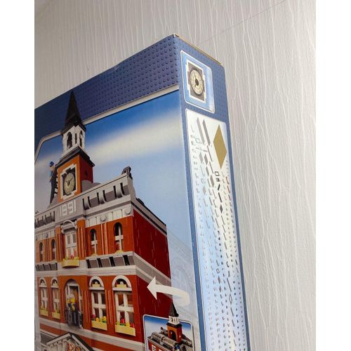 LEGO Hard to Find Items Rathaus, Mehrfarben