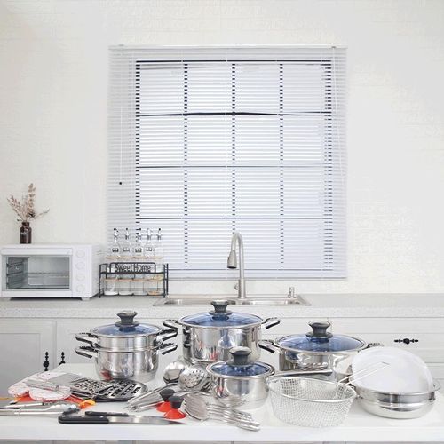 Kondela Set aus Edelstahltöpfen und Küchenutensilien (39 Stück) Patia – Silber