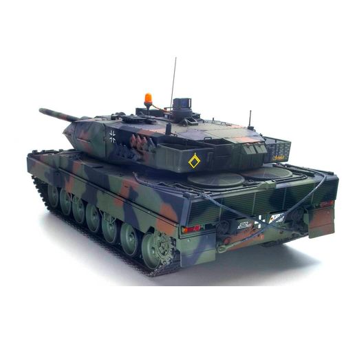 Tamiya 1:16 RC Panzer Leopard 2A6 Full Option #300056020