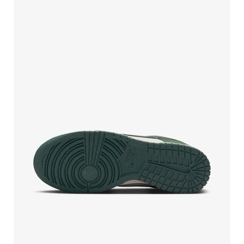 Nike Dunk Low Next Nature 