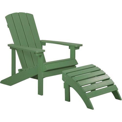 BELIANI Gartenstuhl mit Fußhocker Grün Kunstholz Muskoka Stuhl mit breiten Armlehnen Gartenmöbel Gartenausstattung Lounge Terrasse