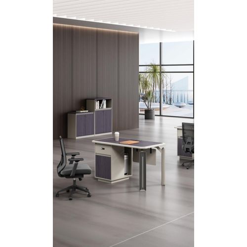 Schreibtisch und Kommoden Moderne Büro- und Wohnmöbel für stilvolle Einrichtung