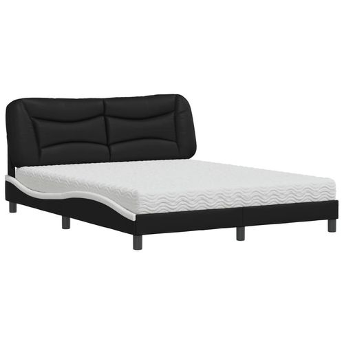 Bett mit Matratze 