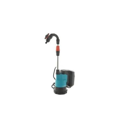 Akku-Regenfasspumpe Gardena 2000/2 - 18 V 2.5 Ah - Akku und Ladegerät im Lieferumfang