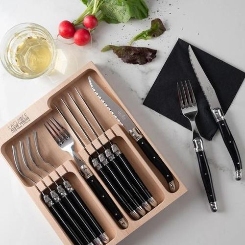 Laguiole Besteckset – 12-teiliges französisches Essbesteck aus Edelstahl in elfenbeinfarben, inklusive Geschenkbox Laguiole Besteckset – 12-teiliges französisches Essbesteck aus Edelstahl in elfenbeinfarben, inklusive Geschenkbox