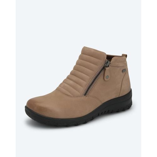 Boot in H-Weite