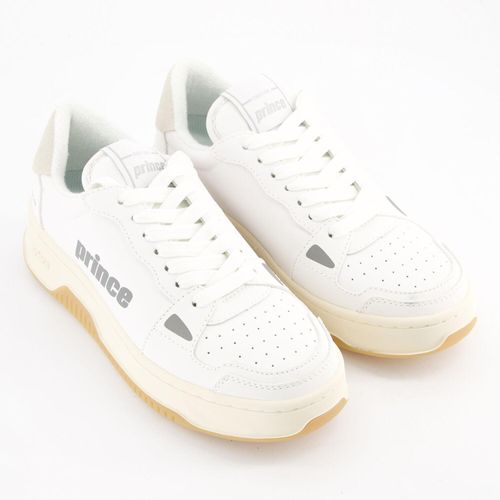 Weiße Sneaker mit grauen Logo-Details