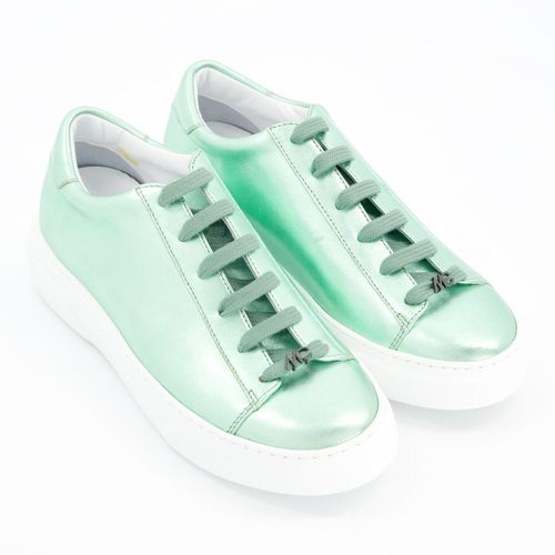 Metallic-grüne Sneaker aus Leder