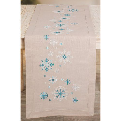 Stickläufer "Schneekristalle"