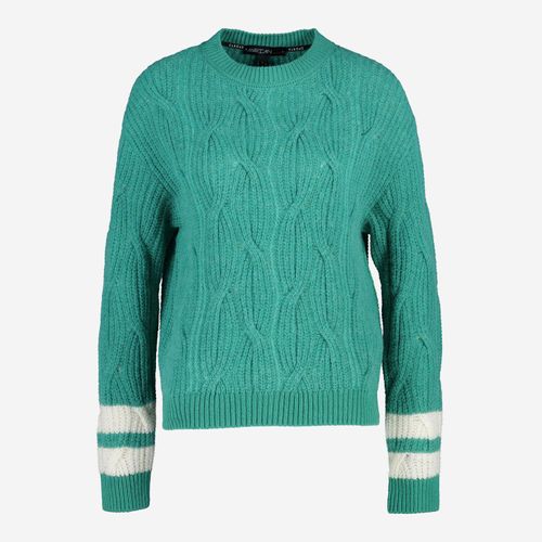 Grüner Pullover mit weißen Akzenten