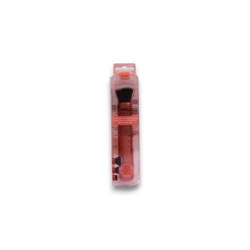 Real Techniques Foundation Brush