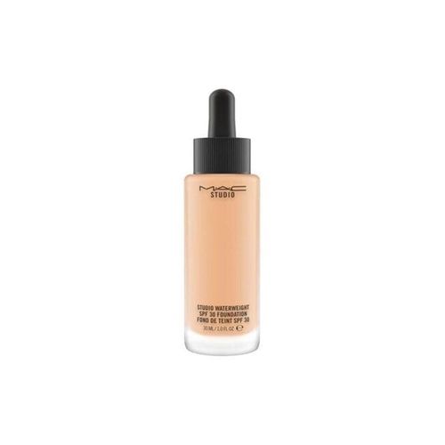 MAC Studio Waterweight Foundation SPF30
