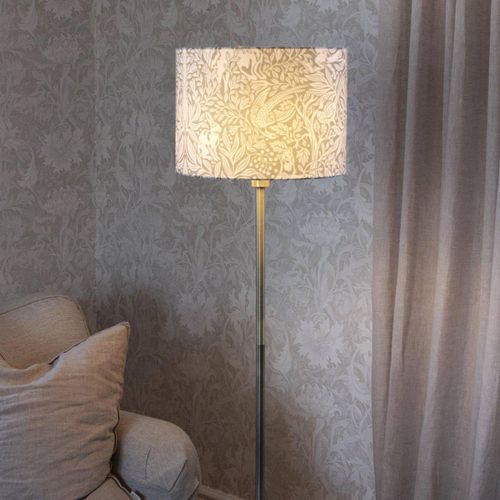 Stehleuchte Amy, Eldertree grün/gold, Höhe 150 cm, E27