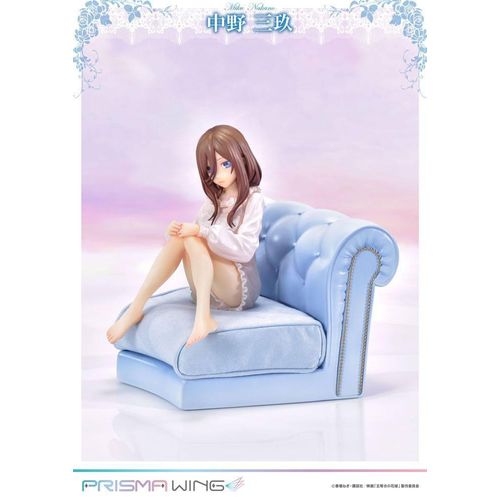 Prime 1 Studio Miku Nakano & Sofa | The Quintessential Quintuplets Figur | 16 cm