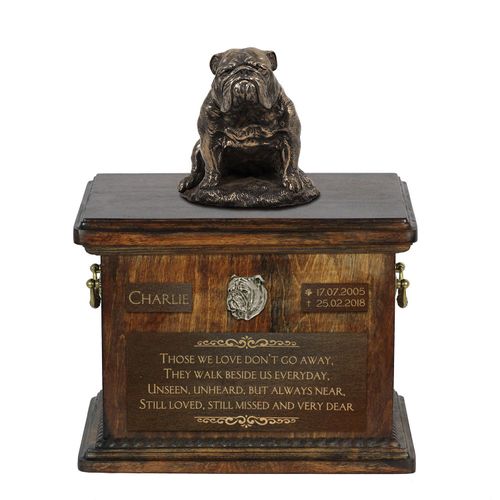 Bulldogge IV - Eine Urne für die Asche eines Hundes, eine Urne mit einer Statue, eine personalisierte Hundeurne von der Marke Art-Dog.