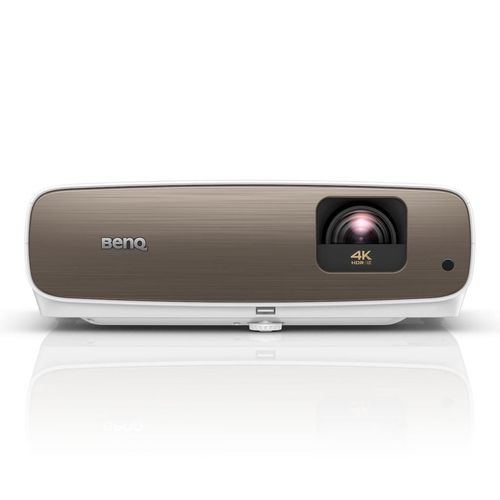Beamer Benq W2710I 2000 Helligkeit Weiß