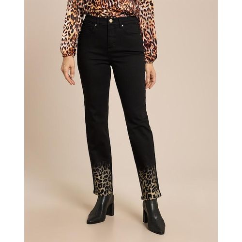 Jeans mit Leoprint