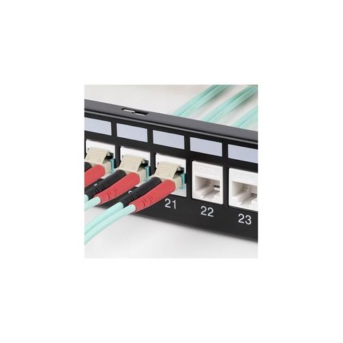 StarTech.com LC to LC Coupler LC Fiber Coupler LC/UPC Keystone Jack Fiber Optic LC Keystone Coupler for Patch Panel - LC to LC Duplex (DMFKSLCLCCOUPLER) - network coupler - white - Weiß