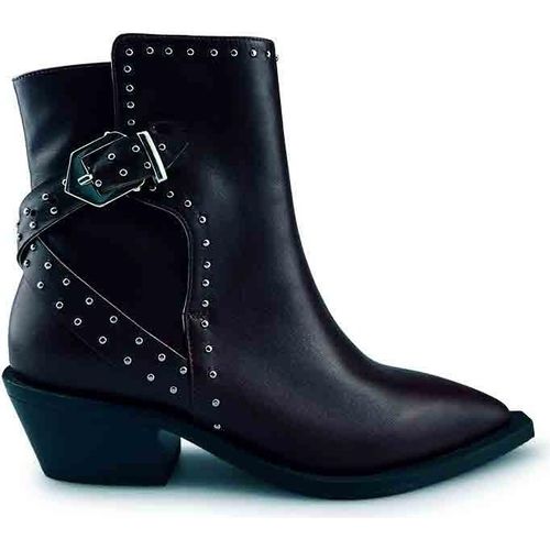 Deabused Laarsje Fajen Black