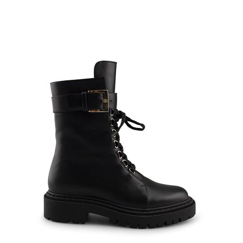 Deabused veterlaars Noa Black