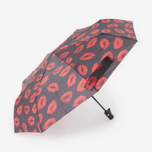Schwarzer Regenschirm mit rotem Lippenmuster