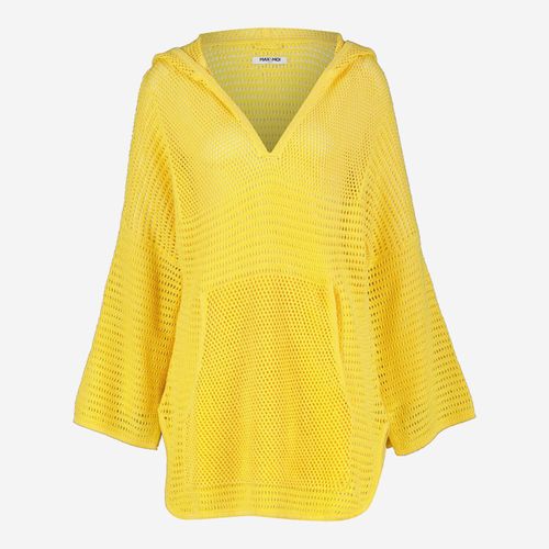 Gelber Strickponcho mit Kapuze
