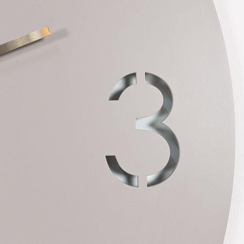 Uhr SPINDER DESIGN, grau (silky taupe), Wanduhren, Ø 60cm, Quarzuhr, 12 Ziffern, Champagnerfarbene Hände, B:60cm H:60cm T:3cm