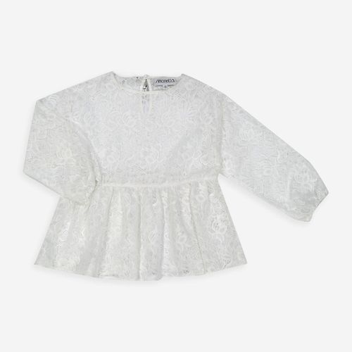 Weißes Oberteil aus Spitze