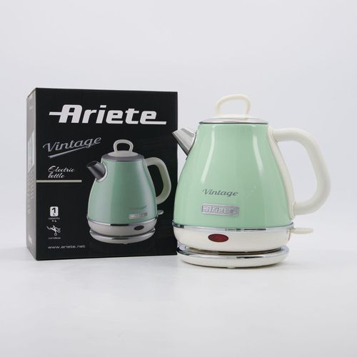 Grüner kabelloser Wasserkocher 1l