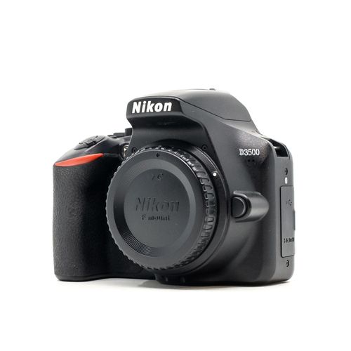Gebraucht Nikon D3500 Zustand: Ausgezeichnet