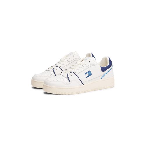 Sneaker TOMMY JEANS "TJM RETRO BASKET", Herren, Gr. 43, blau (weiß, navy), Leder, Lederimitat, Textil, Schuhe Sneaker, Freizeitschuh, Halbschuh, Schnürer mit Kontrast-Details